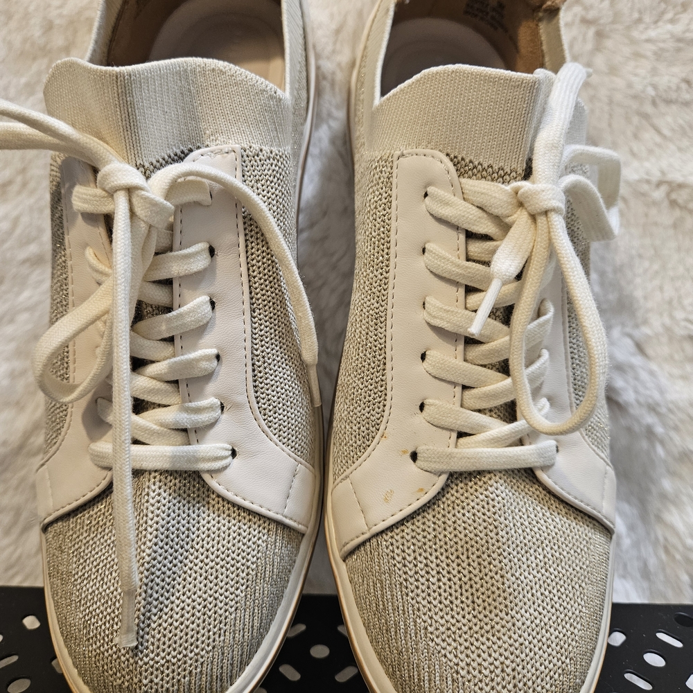 NEW Kelly & Katie Women’s 9M Metallic Gold Knit Sneakers Memory Foam Walking - Picture 2 of 15